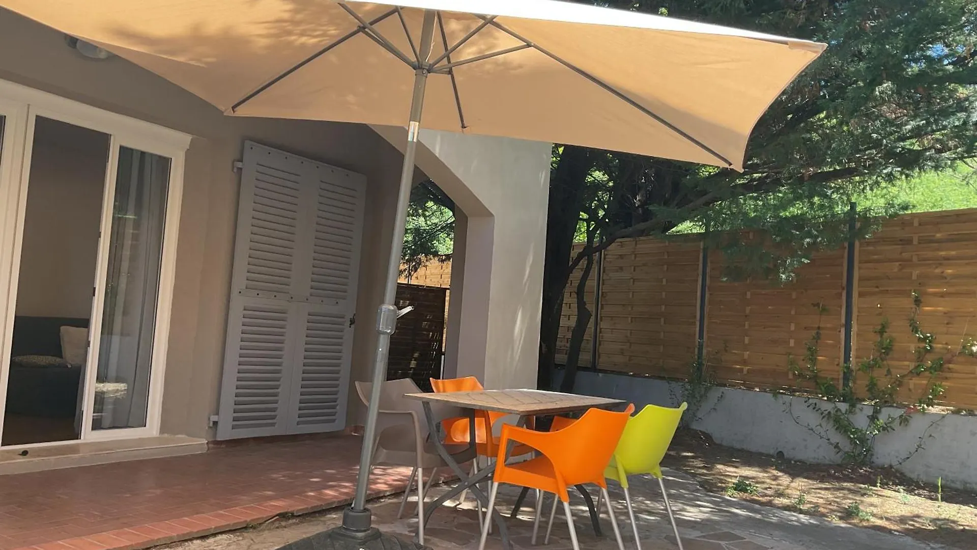Domaine Le Rocher D Argent Avec Piscine Exterieur ,Jacuzzi Interieur Et Salle De Jeux Berre-des-Alpes Appartement