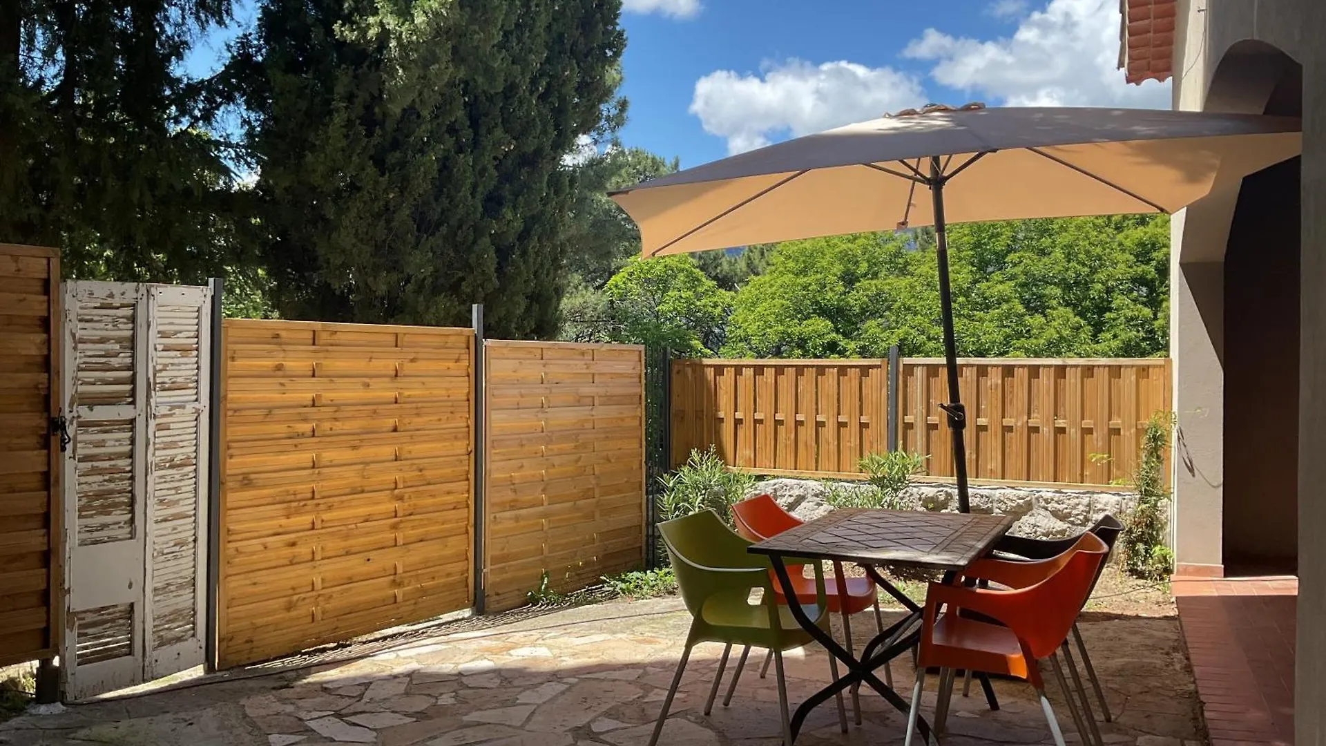 Domaine Le Rocher D Argent Avec Piscine Exterieur ,Jacuzzi Interieur Et Salle De Jeux Berre-des-Alpes Apartman