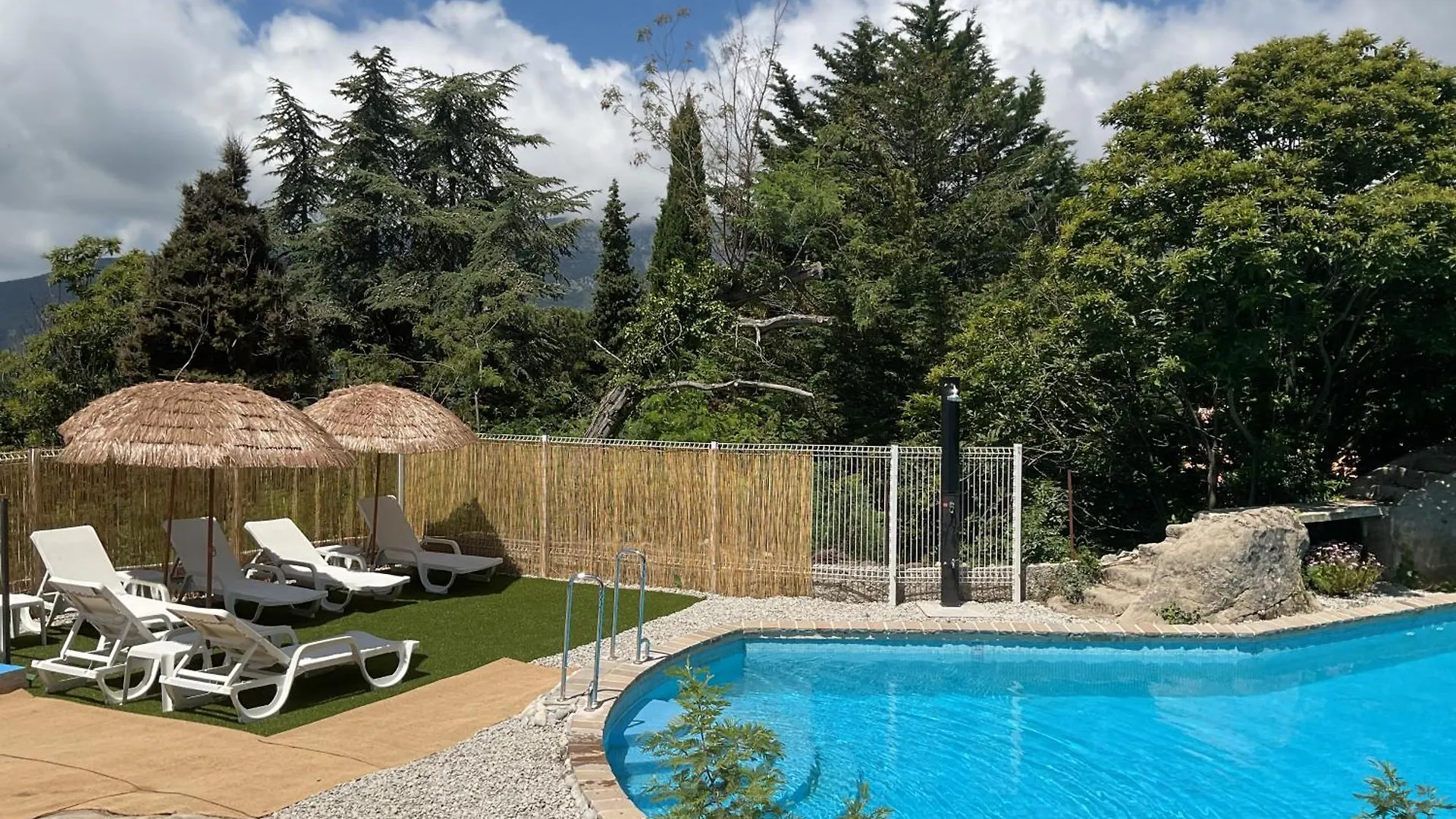 Domaine Le Rocher D Argent Avec Piscine Exterieur ,Jacuzzi Interieur Et Salle De Jeux Berre-des-Alpes Appartement