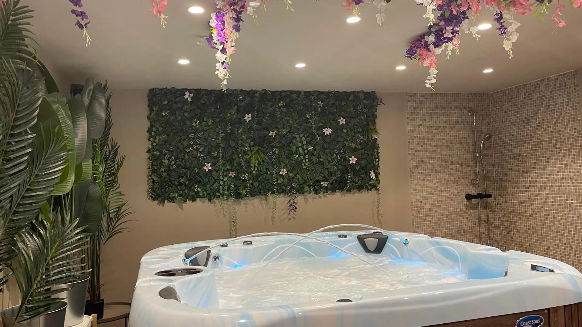 Apartman Domaine Le Rocher D Argent Avec Piscine Exterieur ,Jacuzzi Interieur Et Salle De Jeux Berre-des-Alpes Franciaország